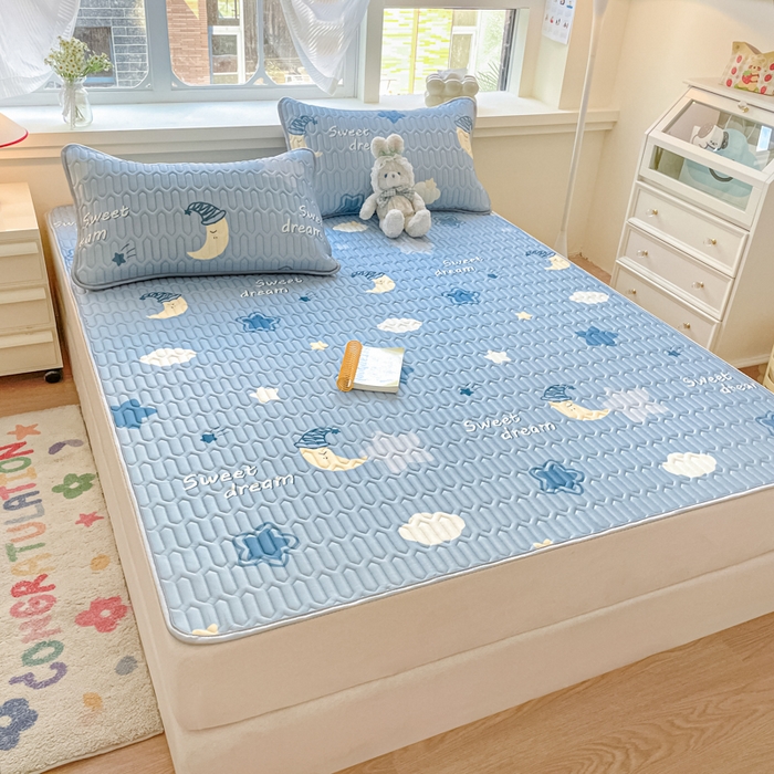 91家纺网 家纺一手货源 找家纺 柒月家居 2026新款小清新乳胶凉席三件套 星星月亮