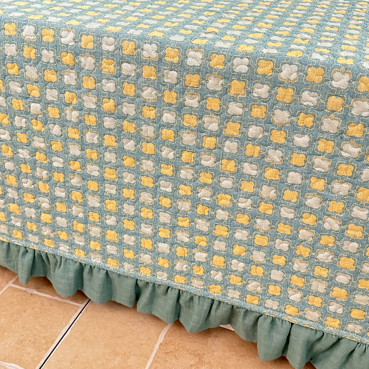 91家纺网 家纺一手货源 找家纺 （总）手艺人家纺 2026新款双层纱夹棉防滑床盖炕盖-第三批