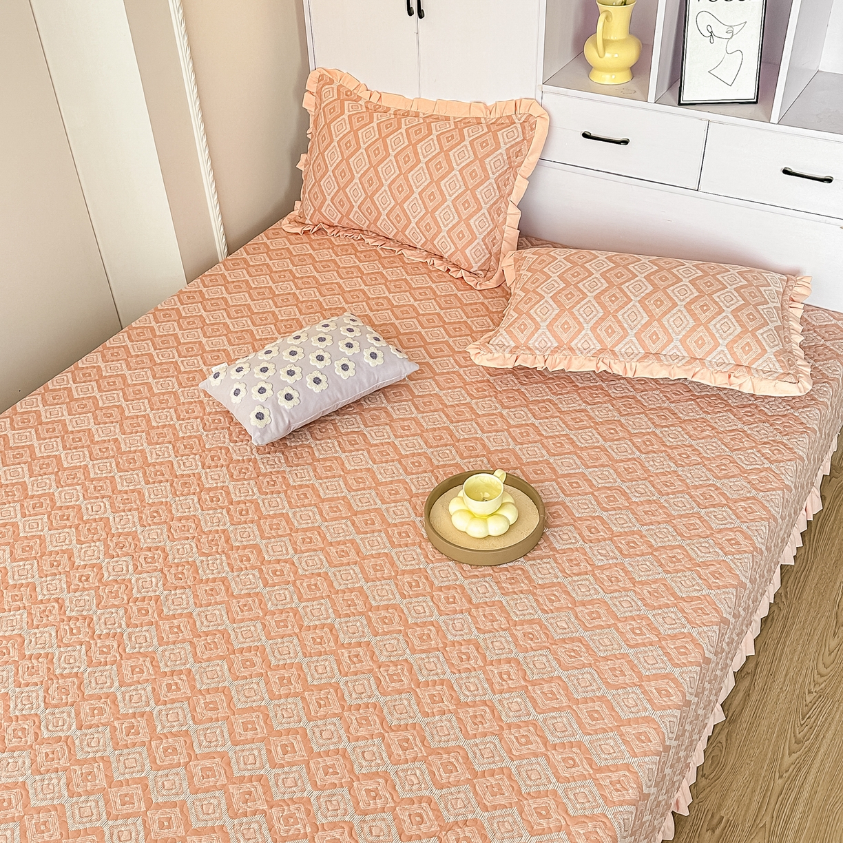 91家纺网 家纺一手货源 找家纺 手艺人家纺 2026新款双层纱夹棉防滑床盖炕盖-第三批 A37