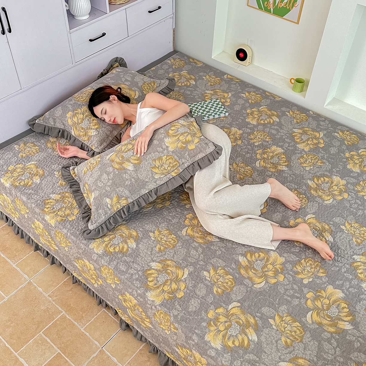 91家纺网 家纺一手货源 找家纺 手艺人家纺 2026新款双层纱夹棉防滑床盖炕盖-第三批 A30