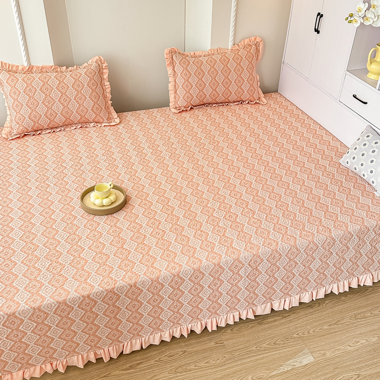 91家纺网 家纺一手货源 找家纺 手艺人家纺 2026新款双层纱夹棉防滑床盖炕盖-第三批 A37