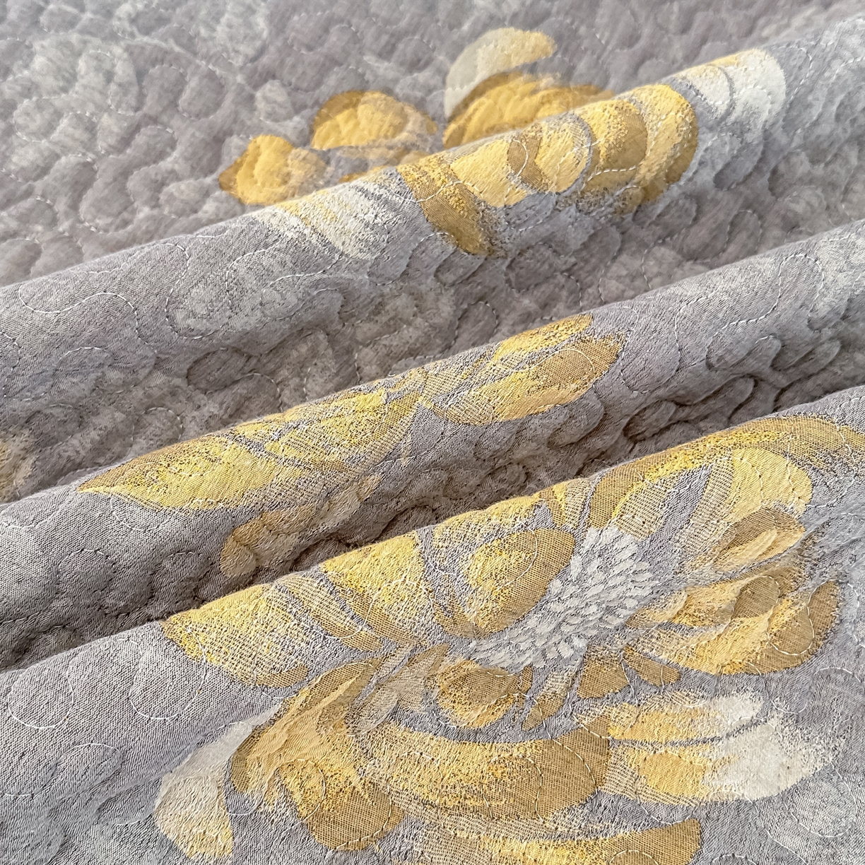 91家纺网 家纺一手货源 找家纺 手艺人家纺 2026新款双层纱夹棉防滑床盖炕盖-第三批 A30