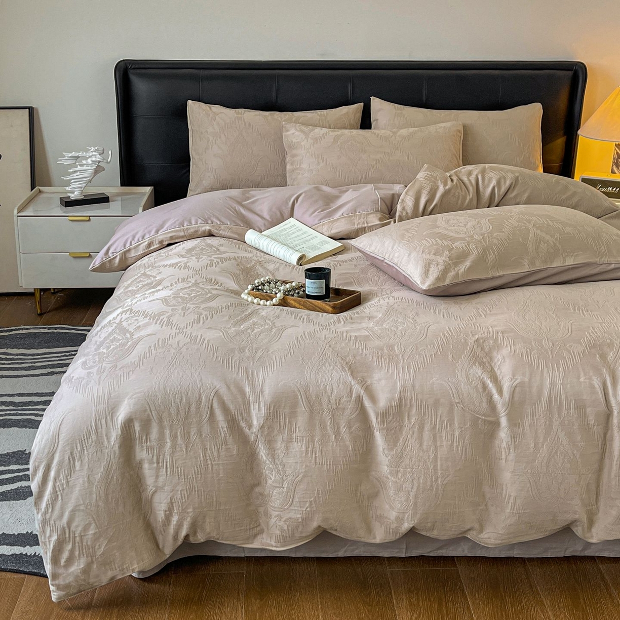 91家纺网 家纺一手货源 找家纺 乐家毛巾被（工厂自产自销） 2026春夏新款全棉60S长绒棉立体厚织提花四件套 缠绕