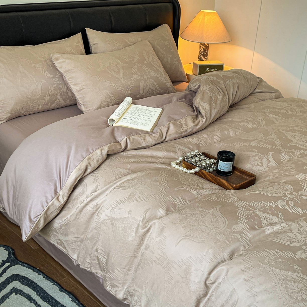 91家纺网 家纺一手货源 找家纺 乐家毛巾被（工厂自产自销） 2026春夏新款全棉60S长绒棉立体厚织提花四件套 缠绕