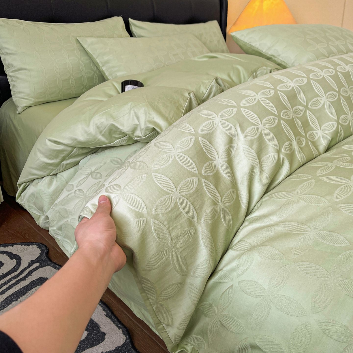 91家纺网 家纺一手货源 找家纺 乐家毛巾被（工厂自产自销） 2026春夏新款全棉60S长绒棉立体厚织提花四件套 翠微