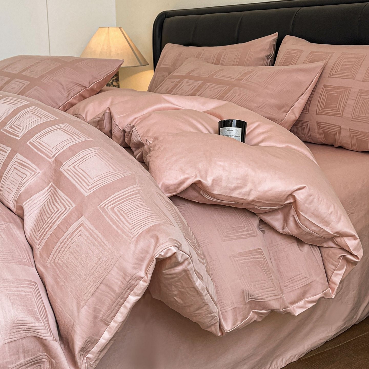 91家纺网 家纺一手货源 找家纺 乐家毛巾被（工厂自产自销） 2026春夏新款全棉60S长绒棉立体厚织提花四件套 叠框