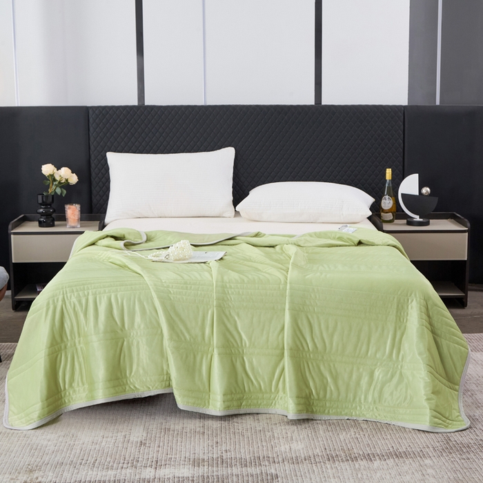 91家纺网 家纺一手货源 找家纺 手艺人家纺 2026新款夏季凉感冰丝爆款夏凉薄款被子空调水洗单人夏天双人宿舍可机洗 条纹果绿