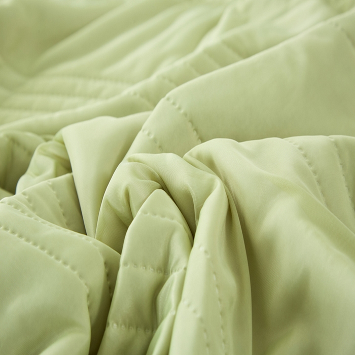 91家纺网 家纺一手货源 找家纺 手艺人家纺 2026新款夏季凉感冰丝爆款夏凉薄款被子空调水洗单人夏天双人宿舍可机洗 条纹果绿