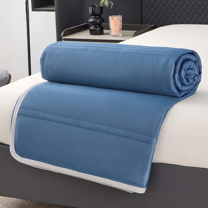 91家纺网 家纺一手货源 找家纺 手艺人家纺 2026新款夏季凉感冰丝爆款夏凉薄款被子空调水洗单人夏天双人宿舍可机洗 条纹湖蓝