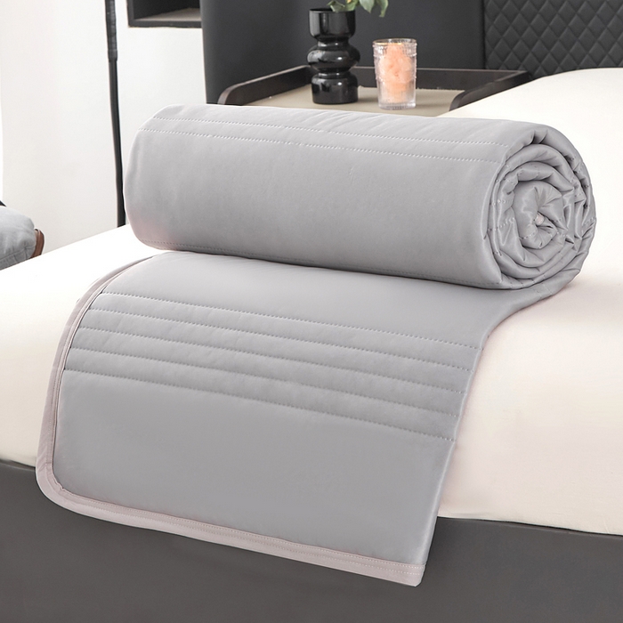 91家纺网 家纺一手货源 找家纺 手艺人家纺 2026新款夏季凉感冰丝爆款夏凉薄款被子空调水洗单人夏天双人宿舍可机洗 条纹灰色