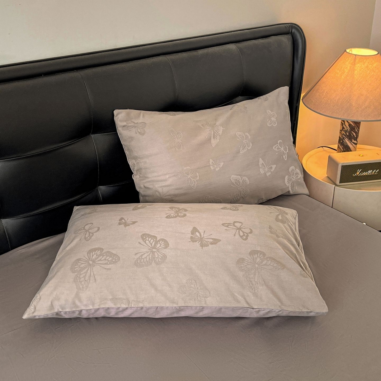 91家纺网 家纺一手货源 找家纺 乐家毛巾被（工厂自产自销） 2026春夏新款全棉60S长绒棉立体厚织提花四件套 蝶影