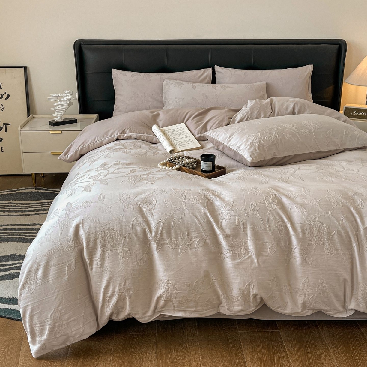 91家纺网 家纺一手货源 找家纺 乐家毛巾被（工厂自产自销） 2026春夏新款全棉60S长绒棉立体厚织提花四件套 浮光掠影