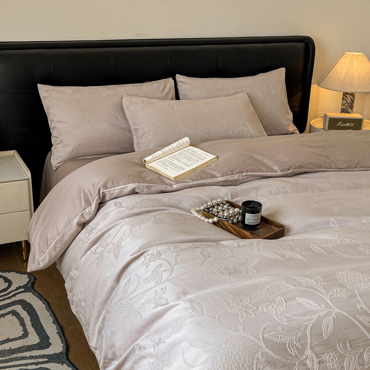 91家纺网 家纺一手货源 找家纺 乐家毛巾被（工厂自产自销） 2026春夏新款全棉60S长绒棉立体厚织提花四件套 浮光掠影