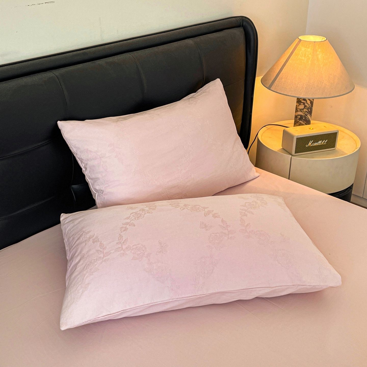 91家纺网 家纺一手货源 找家纺 乐家毛巾被（工厂自产自销） 2026春夏新款全棉60S长绒棉立体厚织提花四件套 花叶蝶影