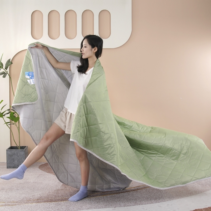 91家纺网 家纺一手货源 找家纺 手艺人家纺 2026新款夏季凉感冰丝爆款夏凉薄款被子空调水洗单人夏天双人宿舍可机洗 方格果绿