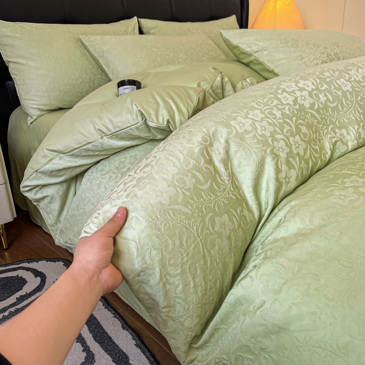 91家纺网 家纺一手货源 找家纺 乐家毛巾被（工厂自产自销） 2026春夏新款全棉60S长绒棉立体厚织提花四件套 篱上花