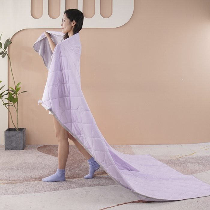 91家纺网 家纺一手货源 找家纺 手艺人家纺 2026新款夏季凉感冰丝爆款夏凉薄款被子空调水洗单人夏天双人宿舍可机洗 方格魅紫