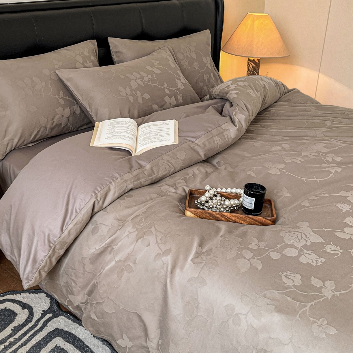 91家纺网 家纺一手货源 找家纺 乐家毛巾被（工厂自产自销） 2026春夏新款全棉60S长绒棉立体厚织提花四件套 露染