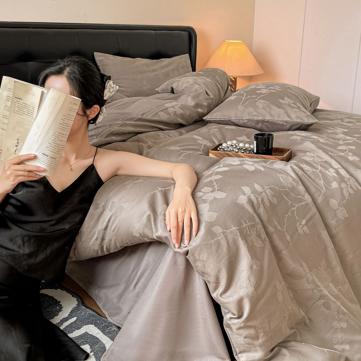 91家纺网 家纺一手货源 找家纺 乐家毛巾被（工厂自产自销） 2026春夏新款全棉60S长绒棉立体厚织提花四件套 露染