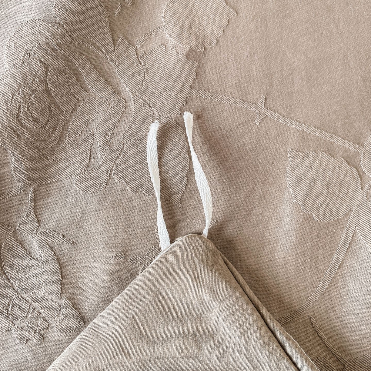 91家纺网 家纺一手货源 找家纺 乐家毛巾被（工厂自产自销） 2026春夏新款全棉60S长绒棉立体厚织提花四件套 露染