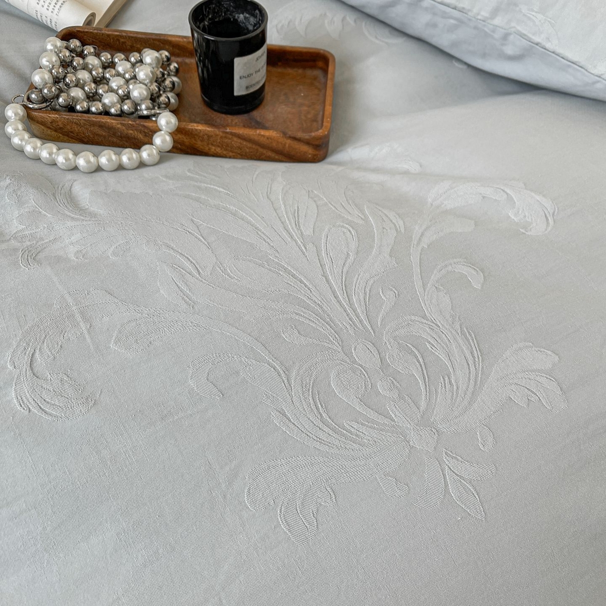 91家纺网 家纺一手货源 找家纺 乐家毛巾被（工厂自产自销） 2026春夏新款全棉60S长绒棉立体厚织提花四件套 掠影