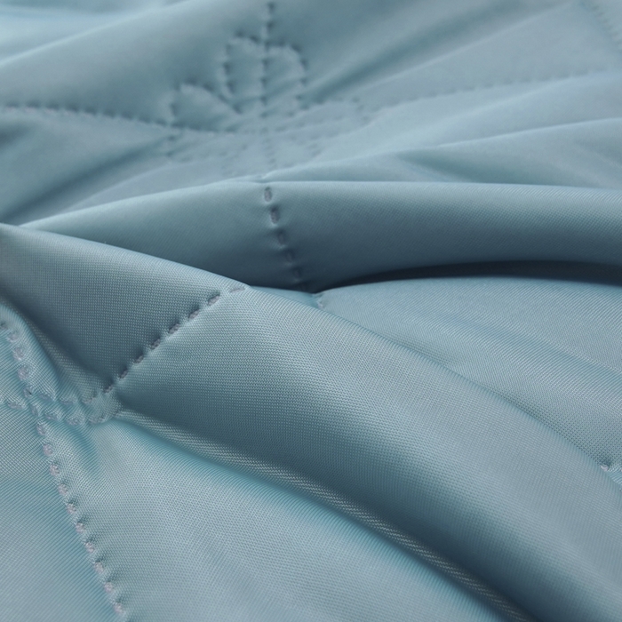 91家纺网 家纺一手货源 找家纺 手艺人家纺 2026新款夏季凉感冰丝爆款夏凉薄款被子空调水洗单人夏天双人宿舍可机洗 方格浅绿