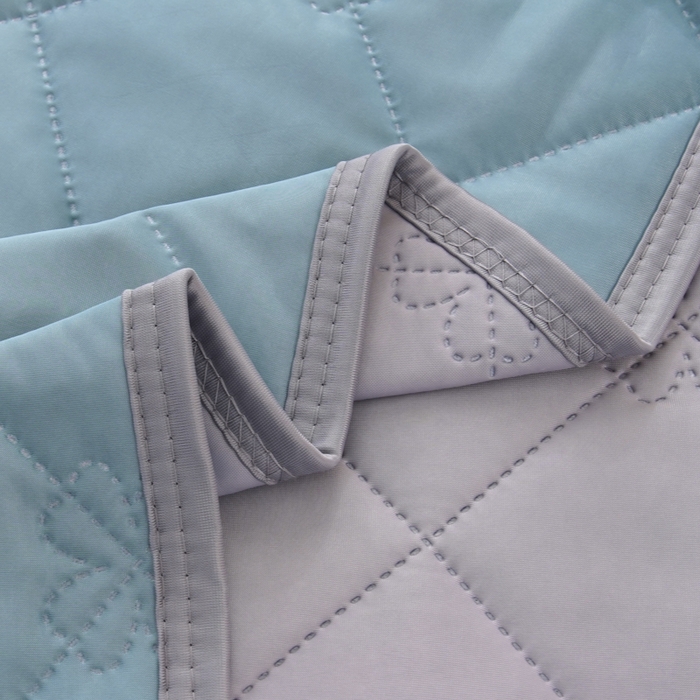 91家纺网 家纺一手货源 找家纺 手艺人家纺 2026新款夏季凉感冰丝爆款夏凉薄款被子空调水洗单人夏天双人宿舍可机洗 方格浅绿