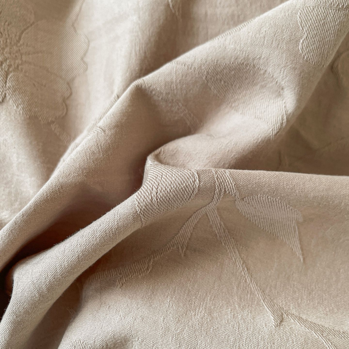 91家纺网 家纺一手货源 找家纺 乐家毛巾被（工厂自产自销） 2026春夏新款全棉60S长绒棉立体厚织提花四件套 蔓延