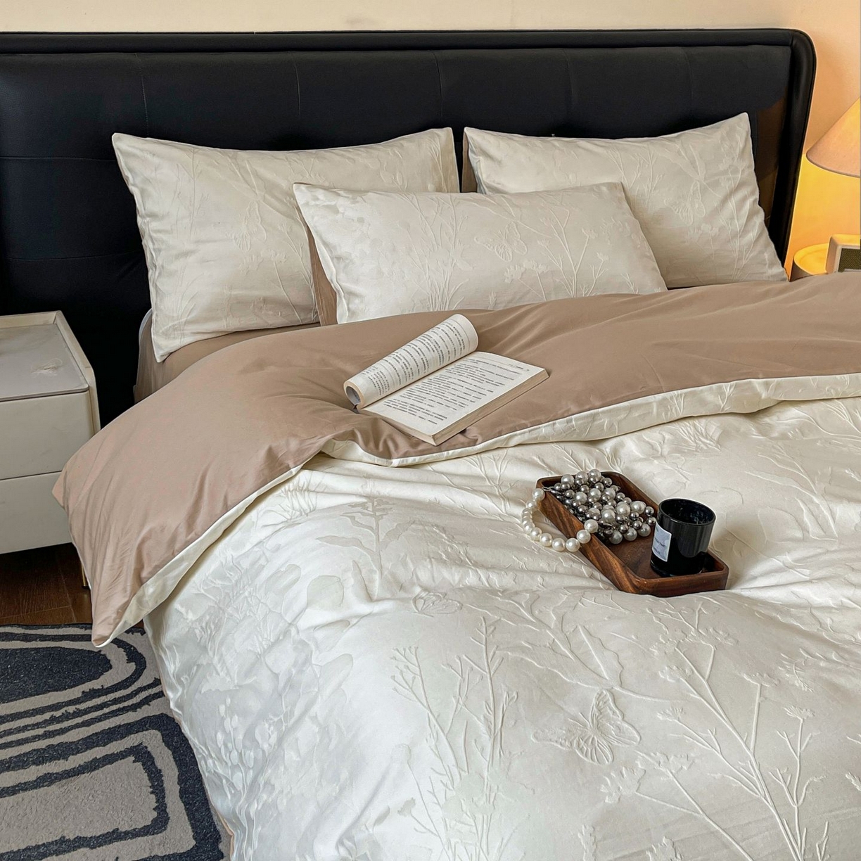 91家纺网 家纺一手货源 找家纺 乐家毛巾被（工厂自产自销） 2026春夏新款全棉60S长绒棉立体厚织提花四件套 素纹