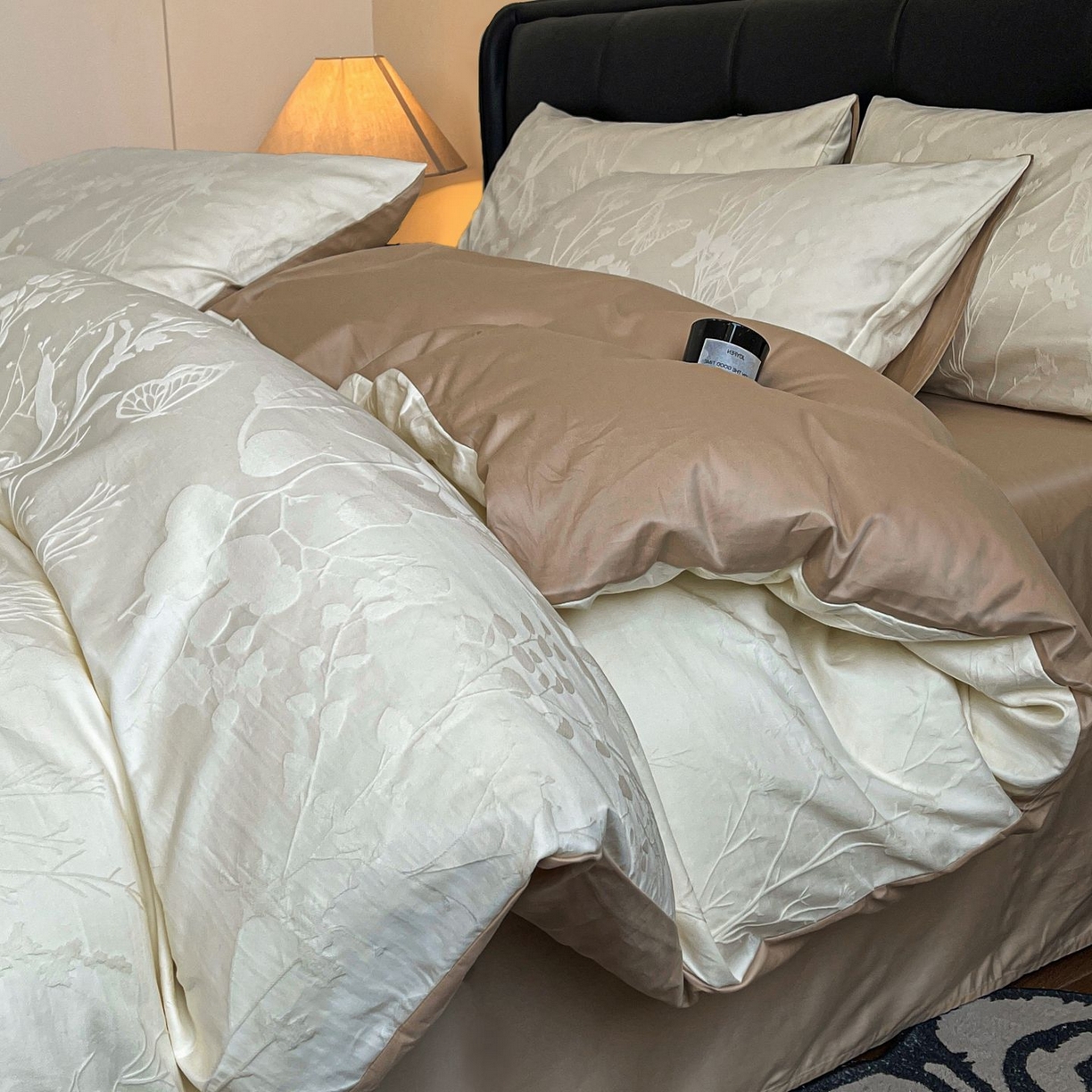 91家纺网 家纺一手货源 找家纺 乐家毛巾被（工厂自产自销） 2026春夏新款全棉60S长绒棉立体厚织提花四件套 素纹