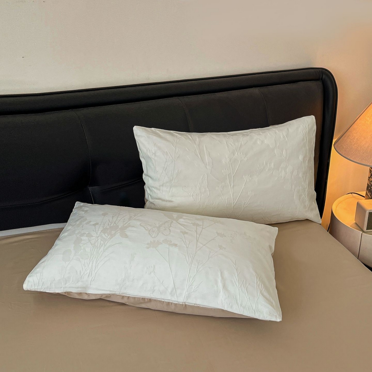 91家纺网 家纺一手货源 找家纺 乐家毛巾被（工厂自产自销） 2026春夏新款全棉60S长绒棉立体厚织提花四件套 素纹