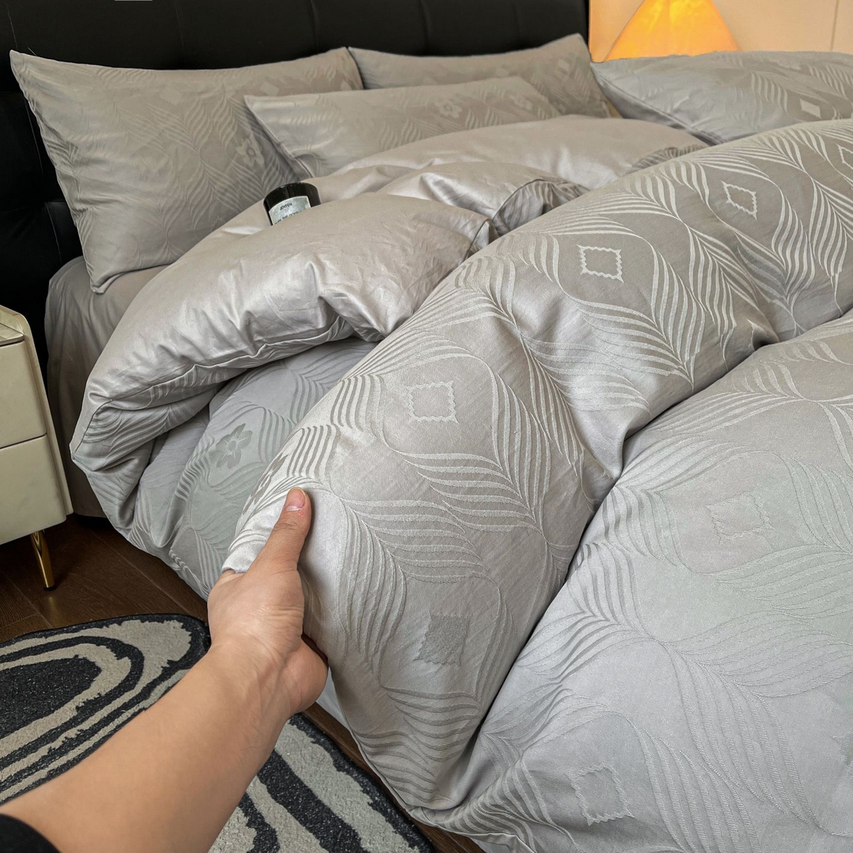 91家纺网 家纺一手货源 找家纺 乐家毛巾被（工厂自产自销） 2026春夏新款全棉60S长绒棉立体厚织提花四件套 同蔓