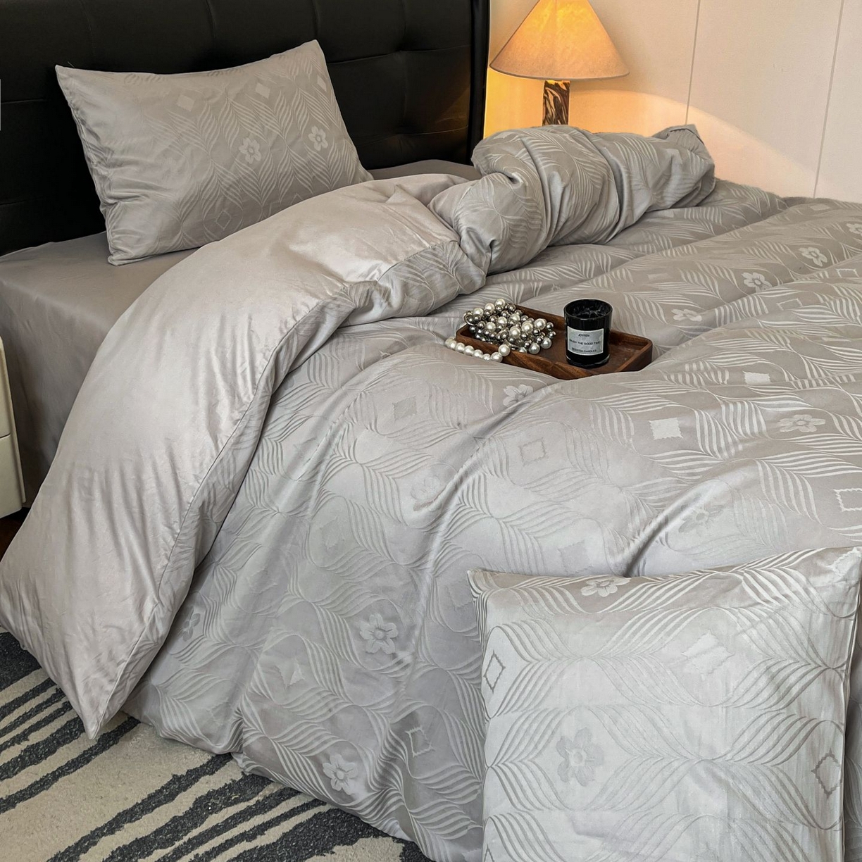 91家纺网 家纺一手货源 找家纺 乐家毛巾被（工厂自产自销） 2026春夏新款全棉60S长绒棉立体厚织提花四件套 同蔓