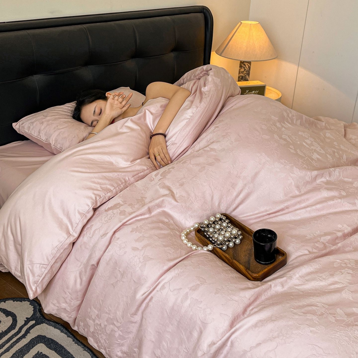 91家纺网 家纺一手货源 找家纺 乐家毛巾被（工厂自产自销） 2026春夏新款全棉60S长绒棉立体厚织提花四件套 昔叶