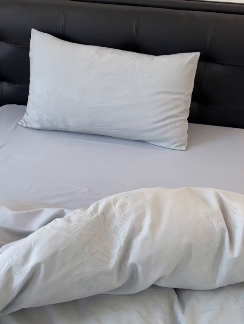 91家纺网 家纺一手货源 找家纺 乐家毛巾被（工厂自产自销） 2026春夏新款全棉60S长绒棉立体厚织提花四件套 纤条