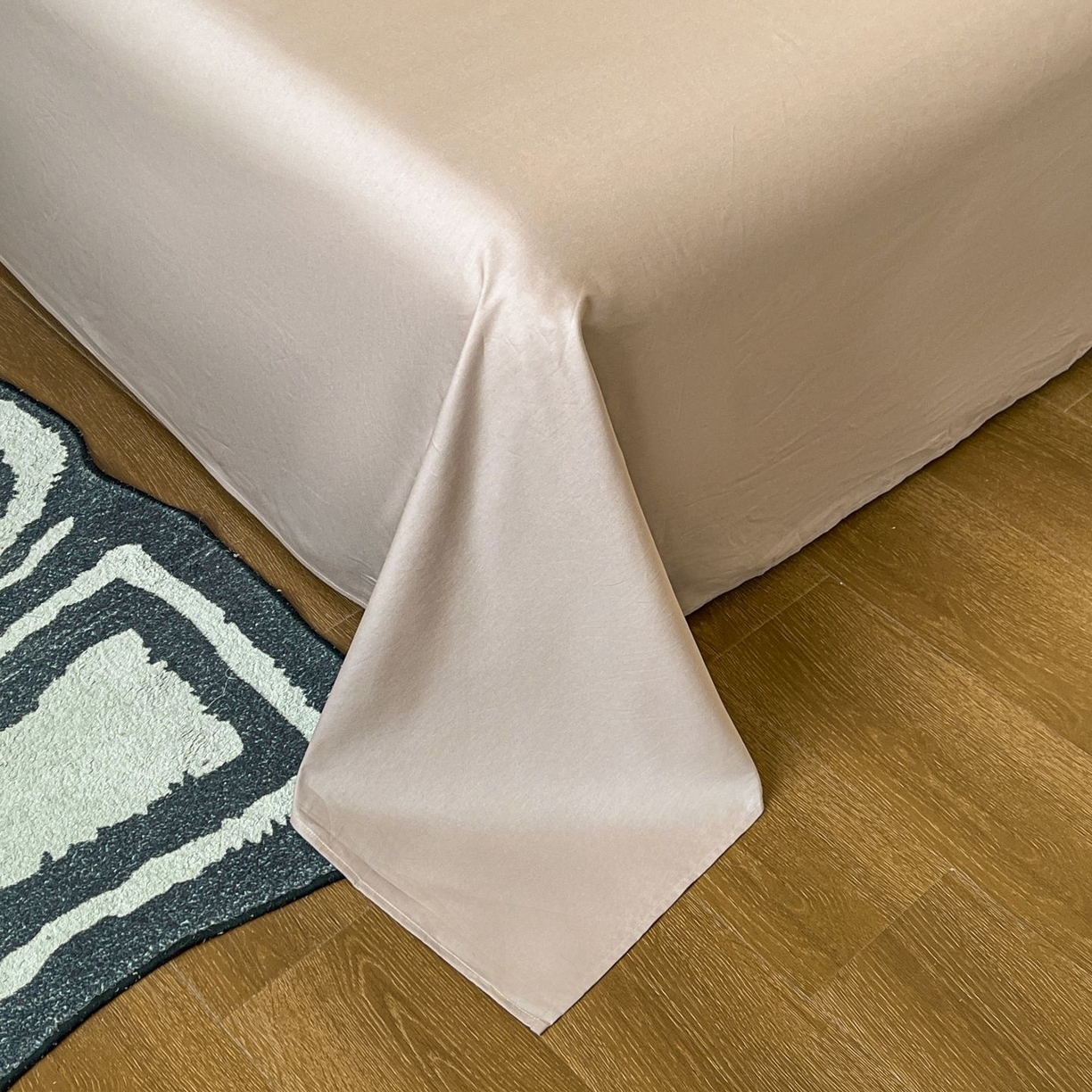 91家纺网 家纺一手货源 找家纺 乐家毛巾被（工厂自产自销） 2026春夏新款全棉60S长绒棉立体厚织提花四件套 隐花