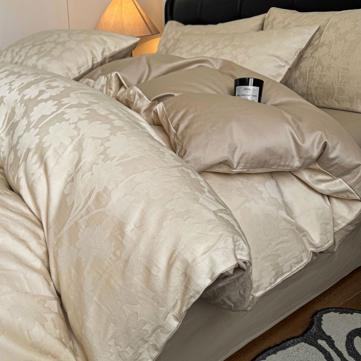 91家纺网 家纺一手货源 找家纺 乐家毛巾被（工厂自产自销） 2026春夏新款全棉60S长绒棉立体厚织提花四件套 印夏