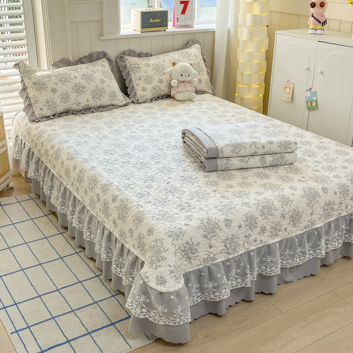 91家纺网 家纺一手货源 找家纺 雅眠居 2026新款直播爆款古法仿棉双层蕾丝花边床盖四件套 灰韵