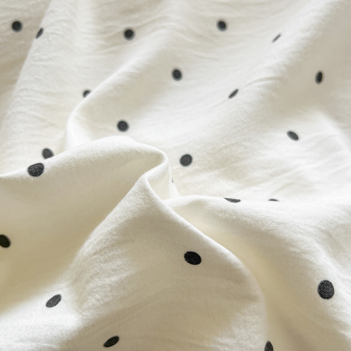 91家纺网 家纺一手货源 找家纺 雅眠居 2026新款直播爆款古法仿棉双层蕾丝花边床盖四件套 奶油波点