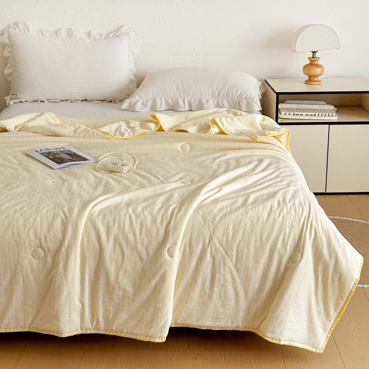 91家纺网 家纺一手货源 找家纺 （总）鑫利来家纺 2026新款纯色无印风夏被简约素色法式麻夏凉被阳离子色织提花单人双人学生夏凉被空调被