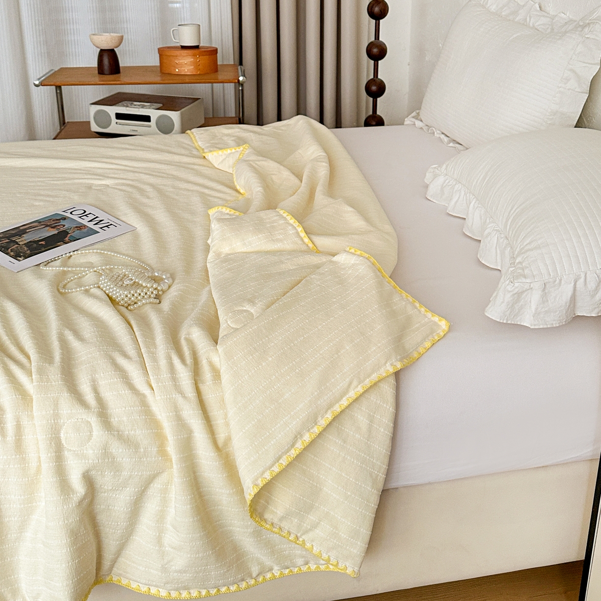 91家纺网 家纺一手货源 找家纺 鑫利来家纺 2026新款纯色无印风夏被简约素色法式麻夏凉被阳离子色织提花单人双人学生夏凉被 青禾-米黄