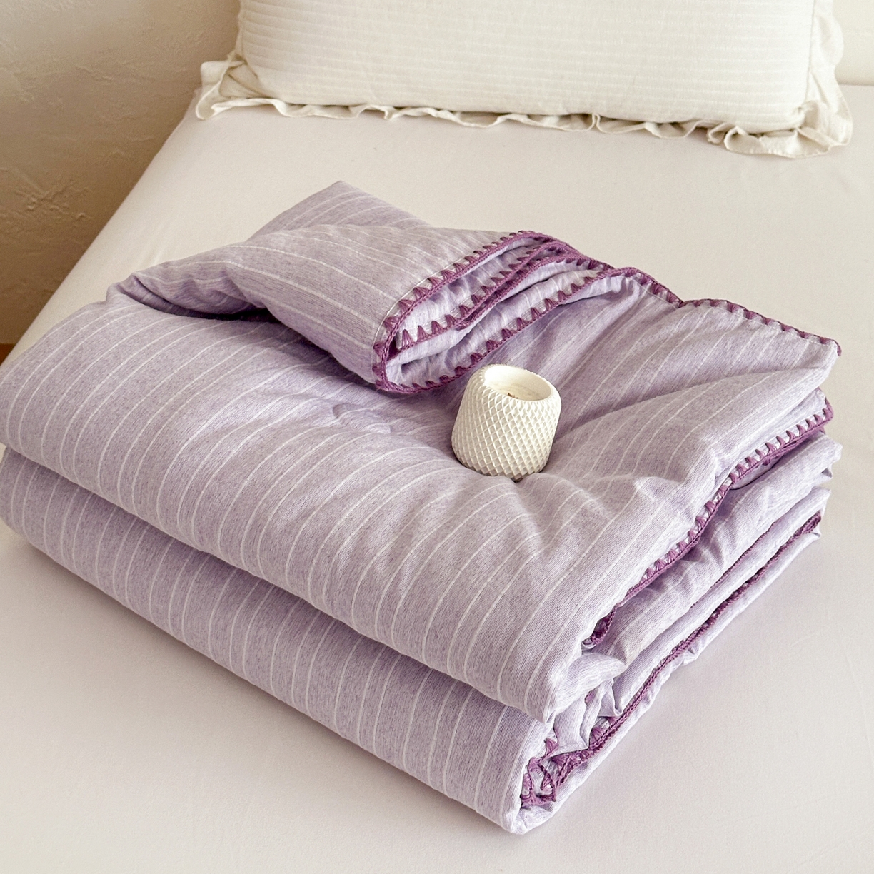 91家纺网 家纺一手货源 找家纺 鑫利来家纺 2026新款纯色无印风夏被简约素色法式麻夏凉被阳离子色织提花单人双人学生夏凉被 青禾-浅紫