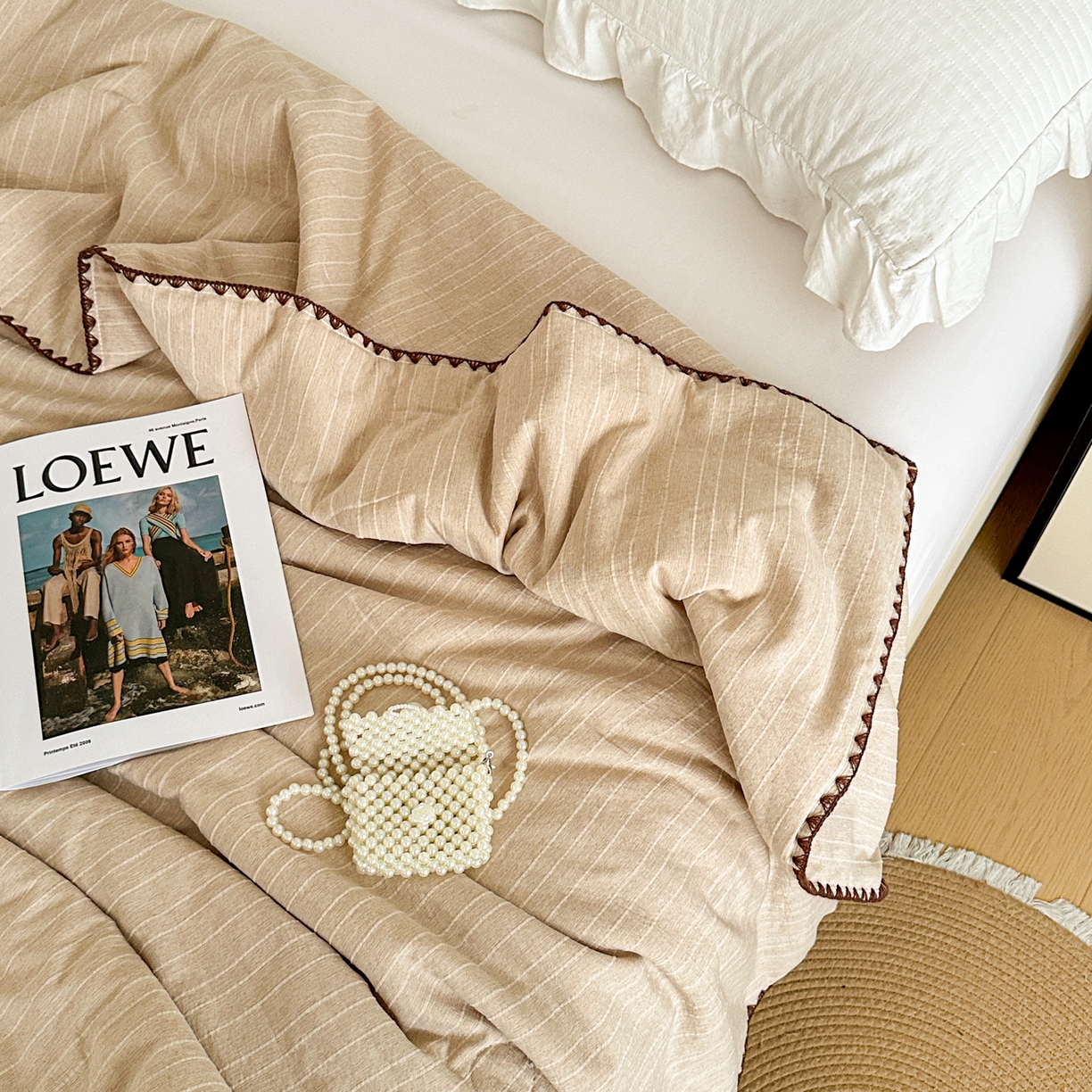 91家纺网 家纺一手货源 找家纺 鑫利来家纺 2026新款纯色无印风夏被简约素色法式麻夏凉被阳离子色织提花单人双人学生夏凉被 青禾-奶咖