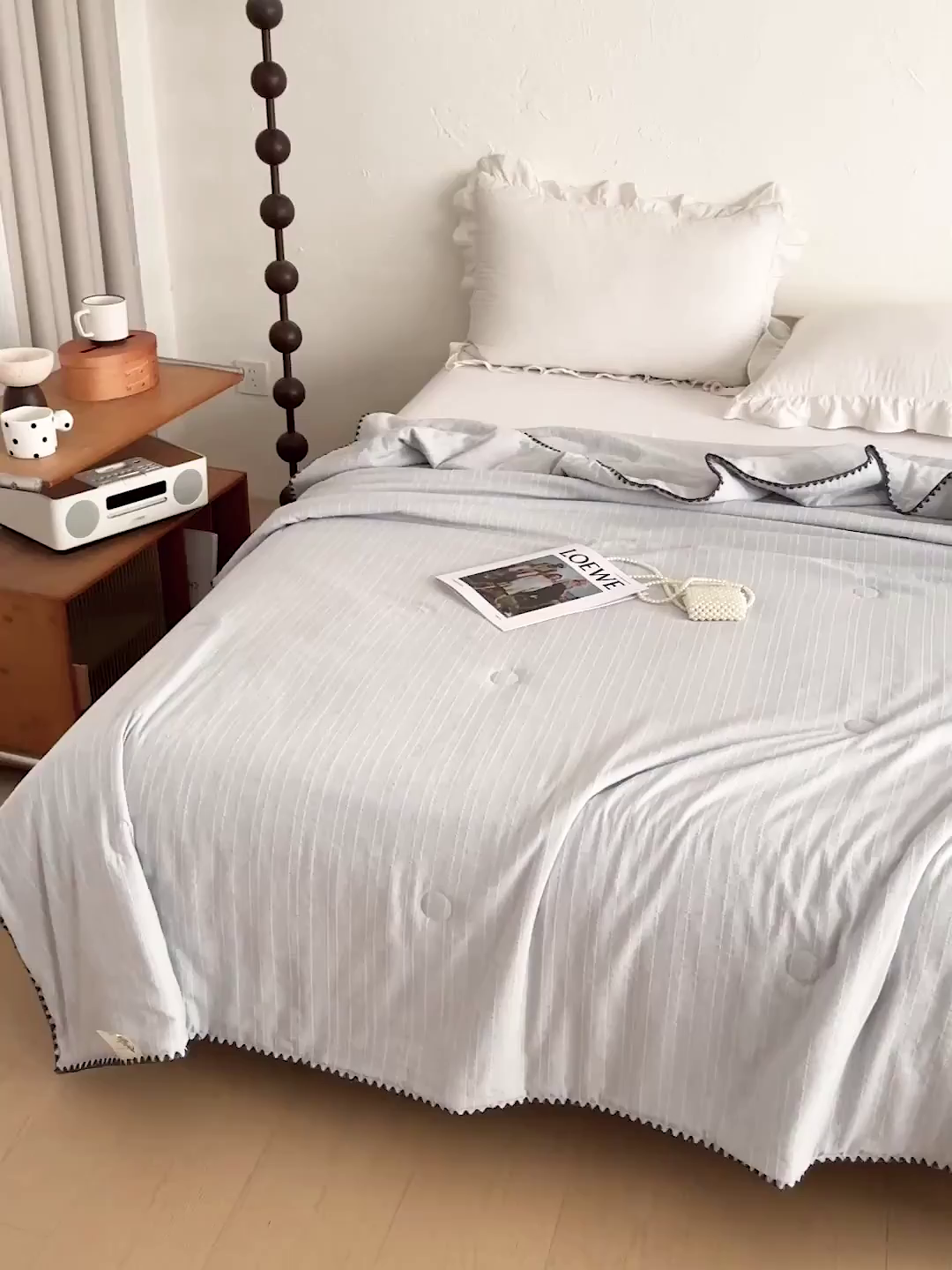 91家纺网 家纺一手货源 找家纺 鑫利来家纺 2026新款纯色无印风夏被简约素色法式麻夏凉被阳离子色织提花单人双人学生夏凉被 青禾-浅灰