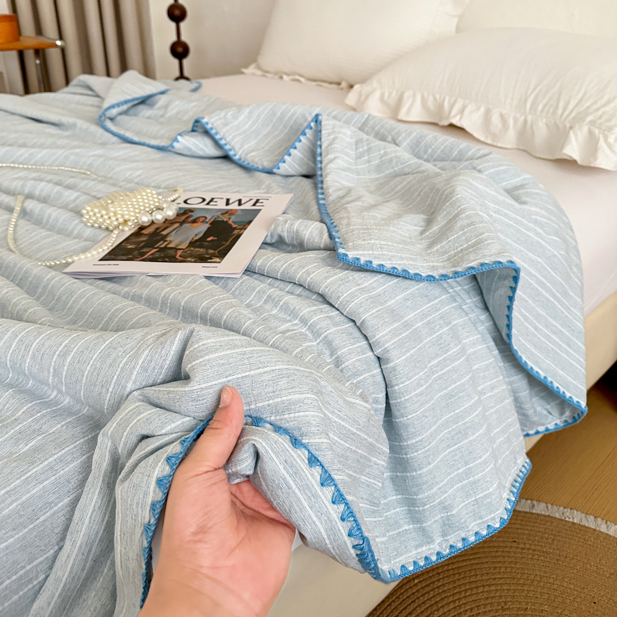 91家纺网 家纺一手货源 找家纺 鑫利来家纺 2026新款纯色无印风夏被简约素色法式麻夏凉被阳离子色织提花单人双人学生夏凉被 青禾-雾蓝