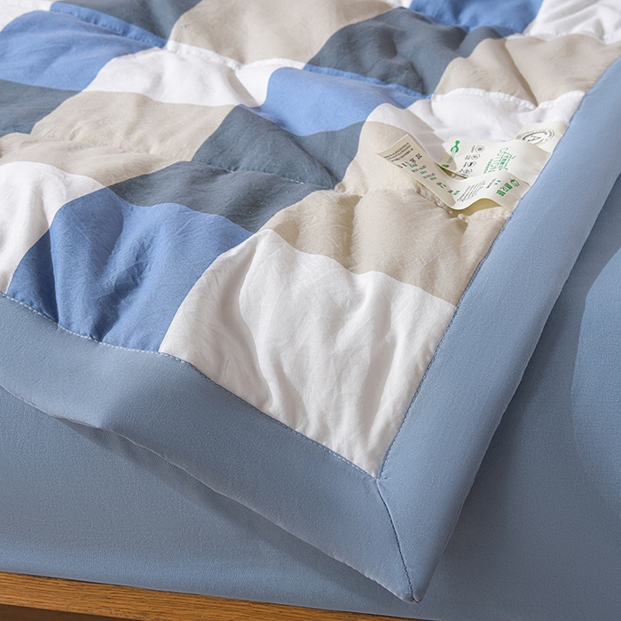 91家纺网 家纺一手货源 找家纺 绒宴家纺 2026新款水洗棉新疆棉花夏被格子款夏凉被空调被 烟灰大格