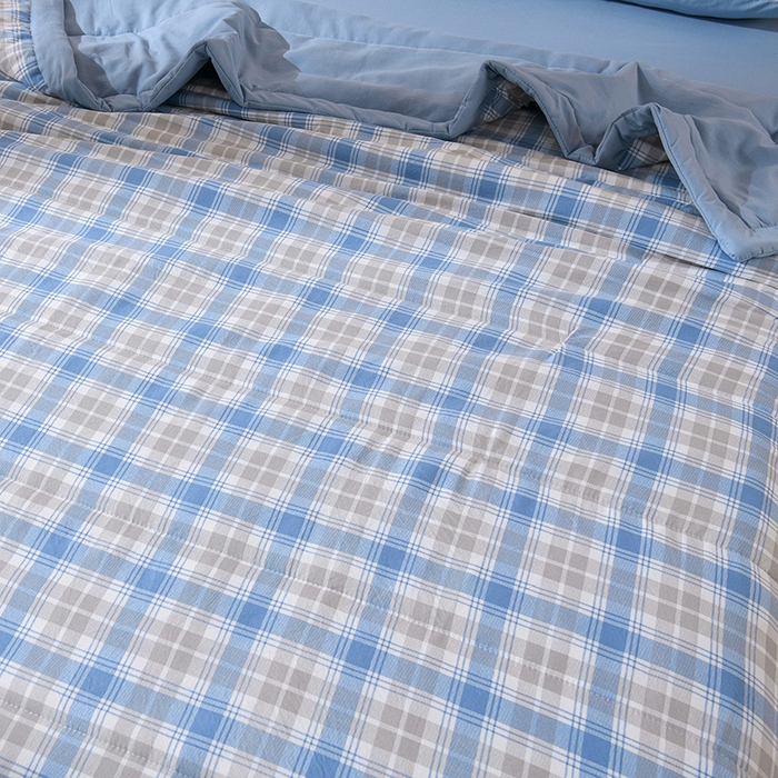 91家纺网 家纺一手货源 找家纺 绒宴家纺 2026新款水洗棉新疆棉花夏被格子款夏凉被空调被 遇见-蓝