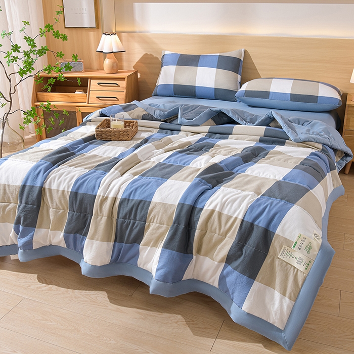 91家纺网 家纺一手货源 找家纺 绒宴家纺 2026新款水洗棉新疆棉花夏被格子款夏凉被空调被 烟灰大格