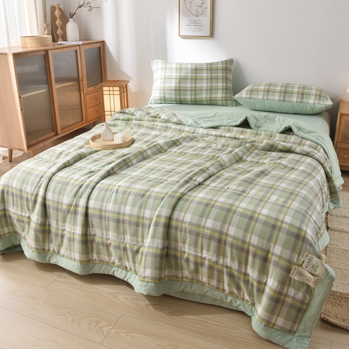 91家纺网 家纺一手货源 找家纺 绒宴家纺 2026新款水洗棉新疆棉花夏被格子款夏凉被空调被 简兮-绿