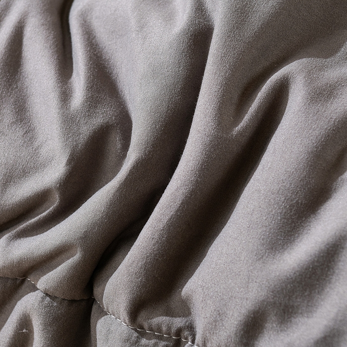 91家纺网 家纺一手货源 找家纺 绒宴家纺 2026新款水洗棉新疆棉花夏被格子款夏凉被空调被 双线条-灰